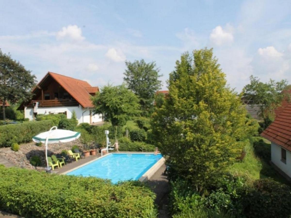 Spacious Apartment In The Green Bruchttal Bredenborn Bagian luar foto